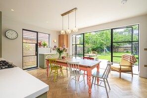 House - Chic and Colourful Family Home by Underthedoormat (London)