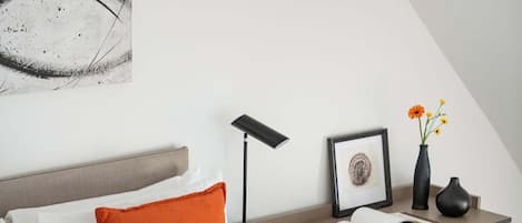 Caja de seguridad en la habitación y escritorio