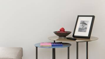 1 bedroom, in-room safe, desk, laptop workspace