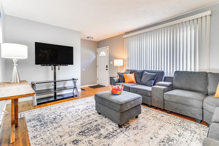 7 Mins To Dtw - Comfortable Inkster Home - ウェストランド, MI