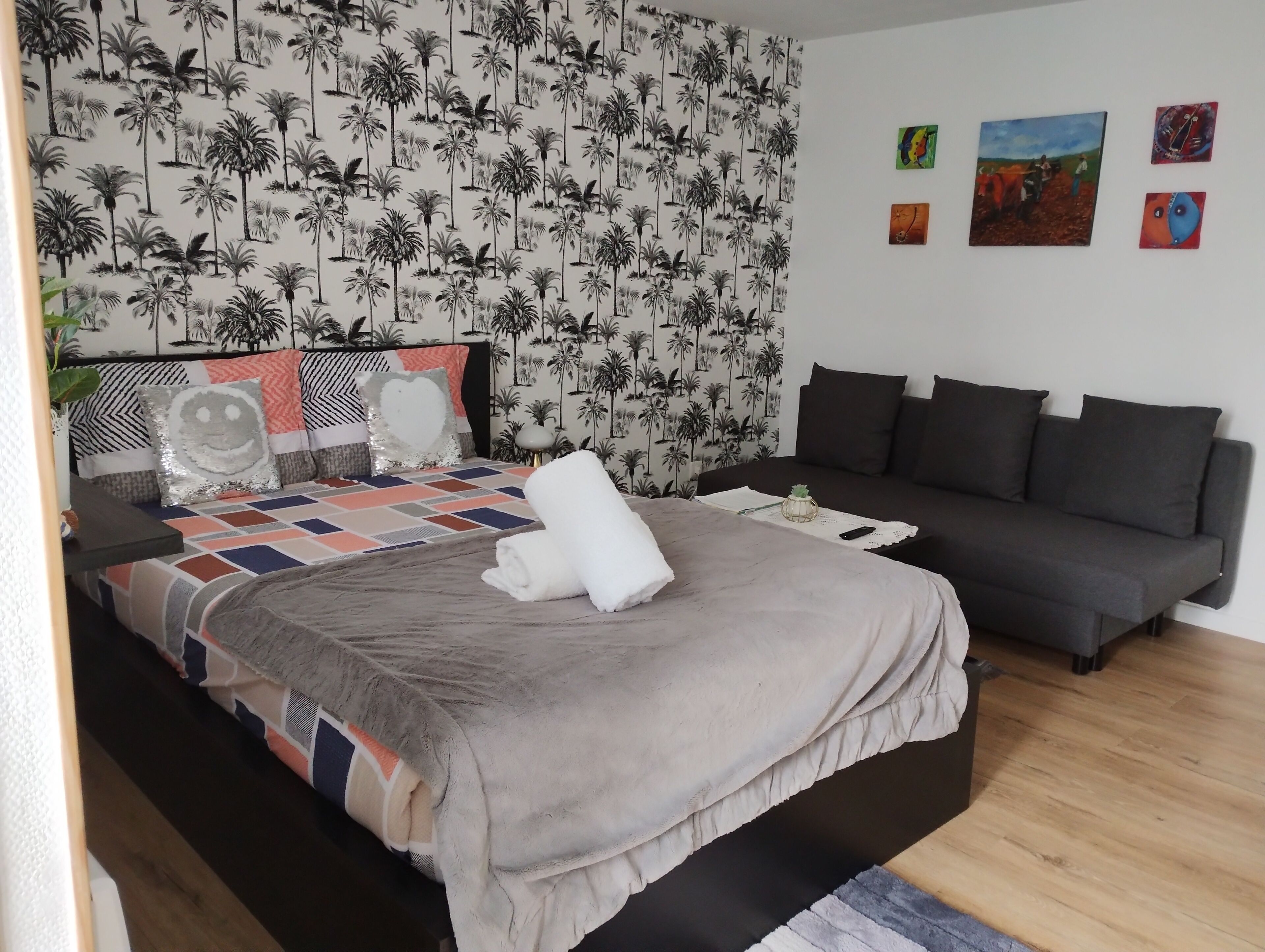 1 bedroom, WiFi, bed sheets