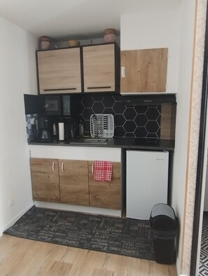Microwave, oven, stovetop
