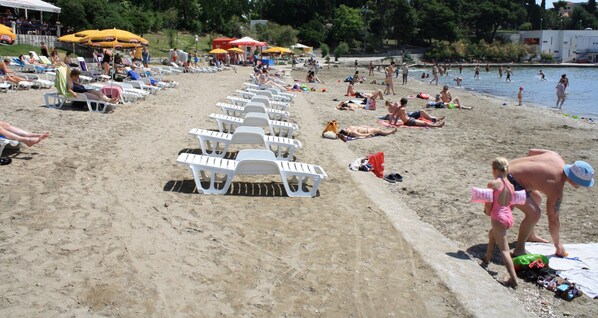 Beach - Beautiful Luxury House w sea View & Outside Space (Split)