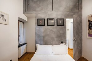 Apartment | 2 bedrooms, iron/ironing board, cribs/infant beds, free WiFi - Alle Mura del Molo Apartment by Wonderful Italy (Genoa)