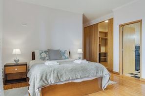3 bedrooms, iron/ironing board, WiFi, bed sheets - Villa Flor (Santa Cruz)