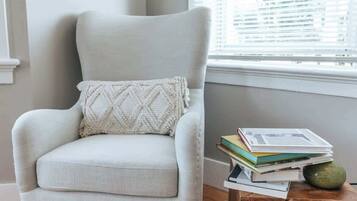 テレビ、書斎 / ワークスペース