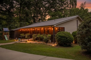 Exterior - Blue Ridge Haven is packed with luxury and family fun including a Hot Tub, Creekside Fire Pit, Game Room, Private Yard with Playset, and Back Deck with Grill. Your stay is owned and managed by a four time AirBnB Superhost. (Blue Ridge)