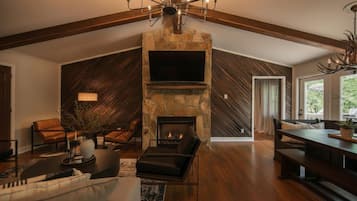Smart TV, fireplace, video games, offices