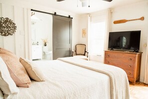 1 chambre, bureau, fer et planche à repasser, Wi-Fi