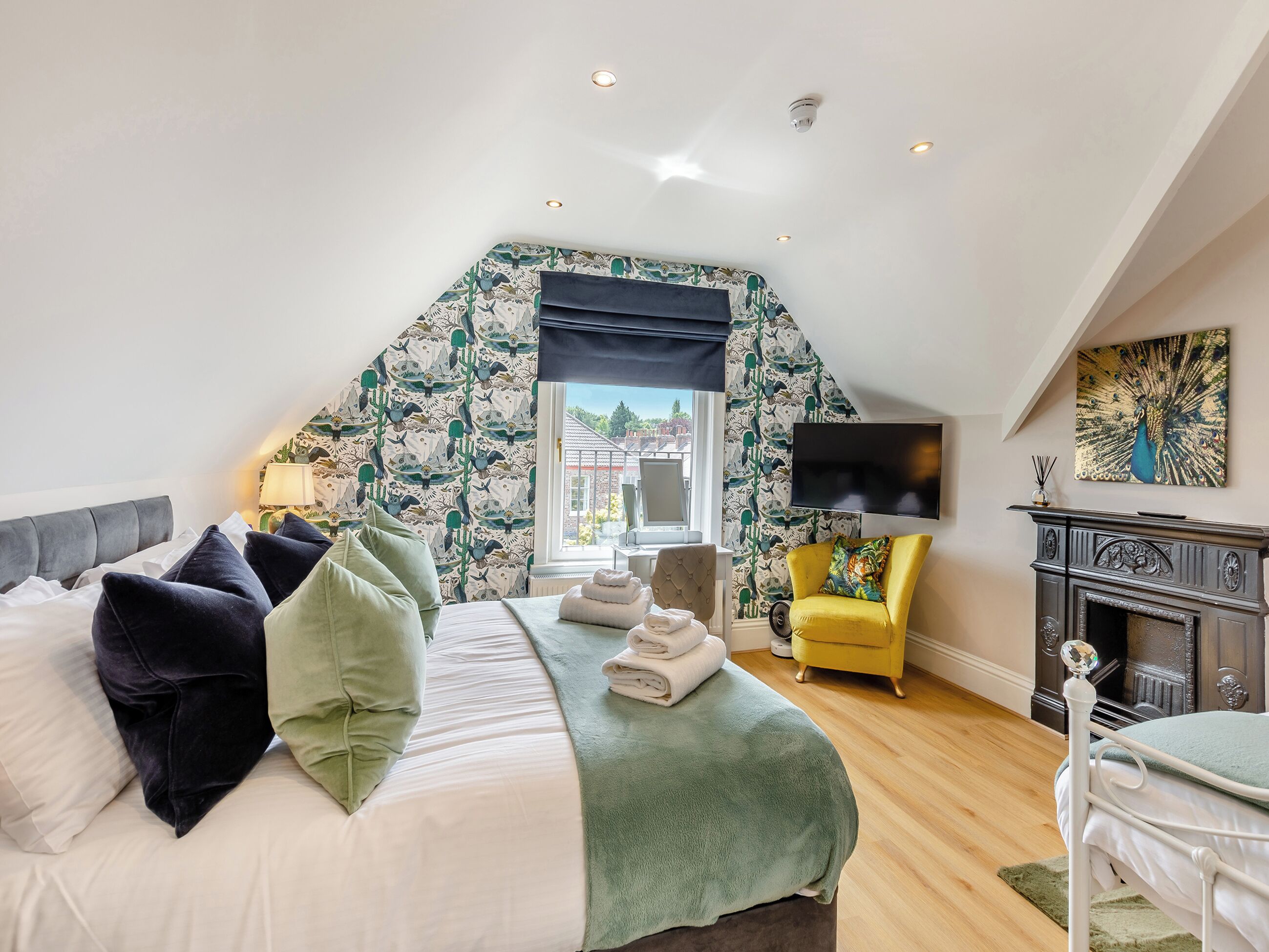 6 bedrooms, free WiFi, bed sheets