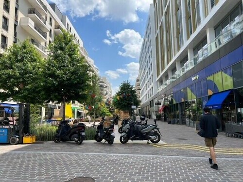 Duplex attenant à la halle Eiffel à Saint-Ouen