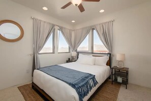 6 bedrooms, WiFi, bed sheets