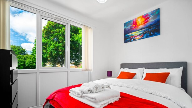 Room - Luxury New House,  Birmingham (Birmingham)