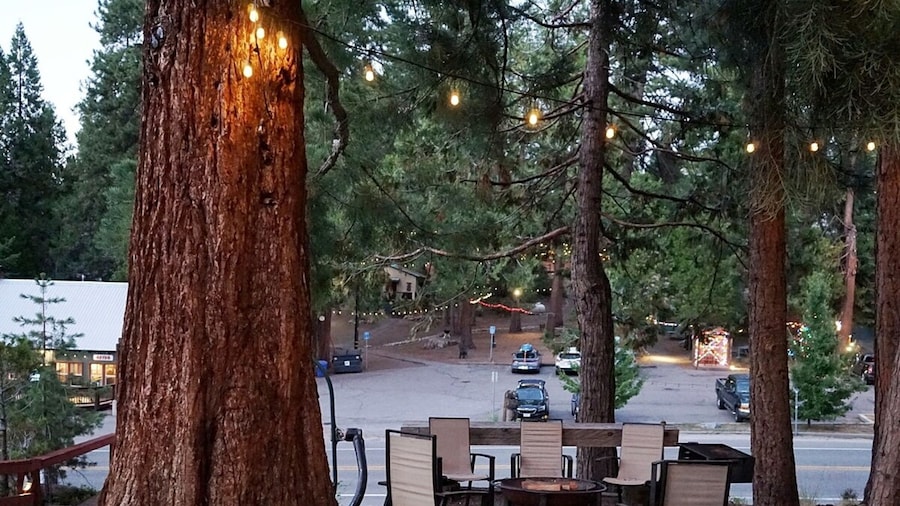 Miners Suite in Shaver Lake