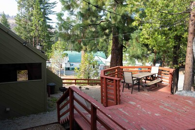 Miners Suite in Shaver Lake