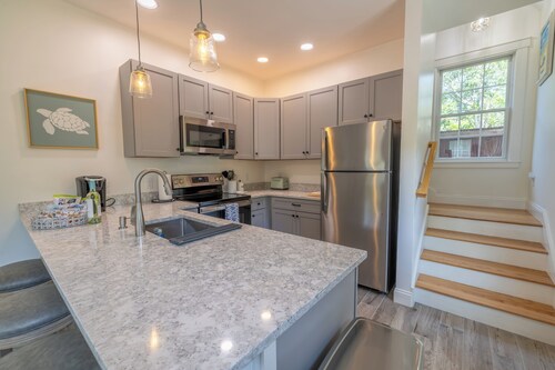  Edgartown cottage in a garden setting.  New and near bike path in Katama
