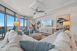 Una Smart TV, libros