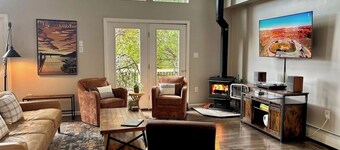 Charming 3-bedroom house in the Catskills-Sleepy Hollow Lake community 