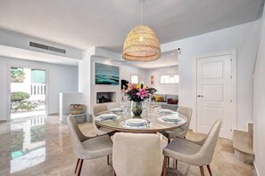 Dining - Luxury La Cala Villa, Private Pool and Sea Views (Mijas Costa)