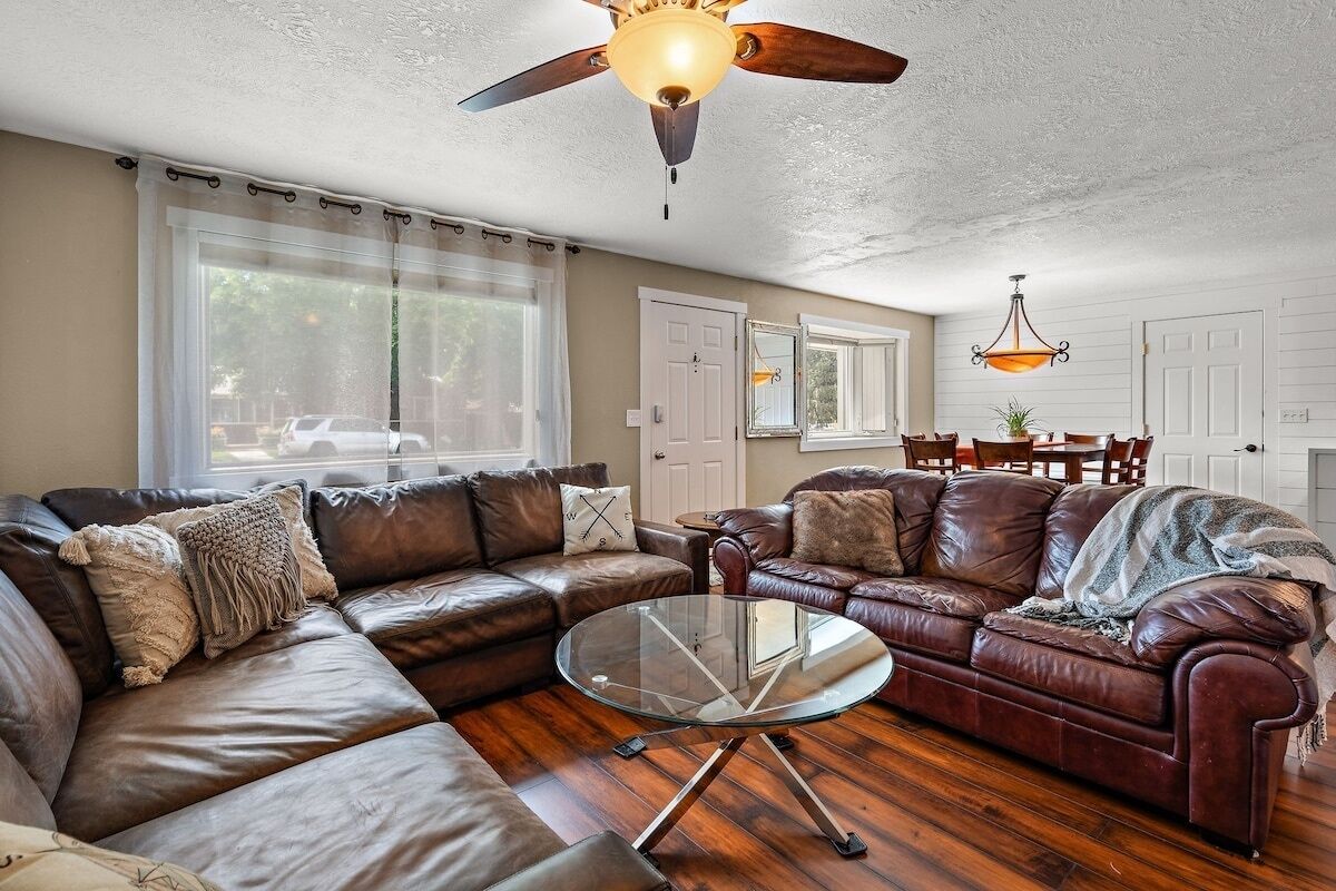 2 Bed Rm Centennial Home near Downtown Boise and BSU