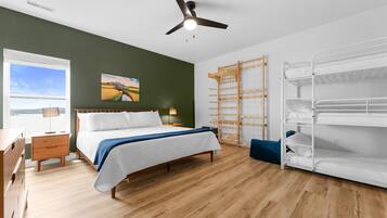 9 間睡房、書桌、熨斗/熨衫板、可攜式嬰兒床