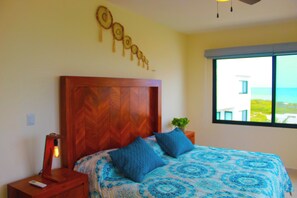 Luxury House - Corcomoran Luxury Beachfront house (Telchac Puerto)