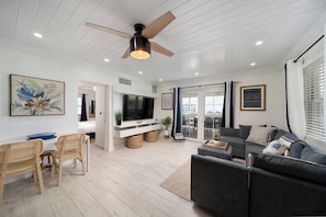 TV - Ocean's Edge - Unit 3 (Nassau)