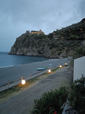 Strand