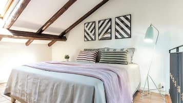Apartment, Terrasse | 2 Schlafzimmer, laptopgeeigneter Arbeitsplatz, Bügeleisen/Bügelbrett