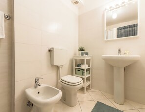 Apartment, Patio | Bathroom | Bidet - Barbieri23 Design by Wonderful Italy (Bologna)