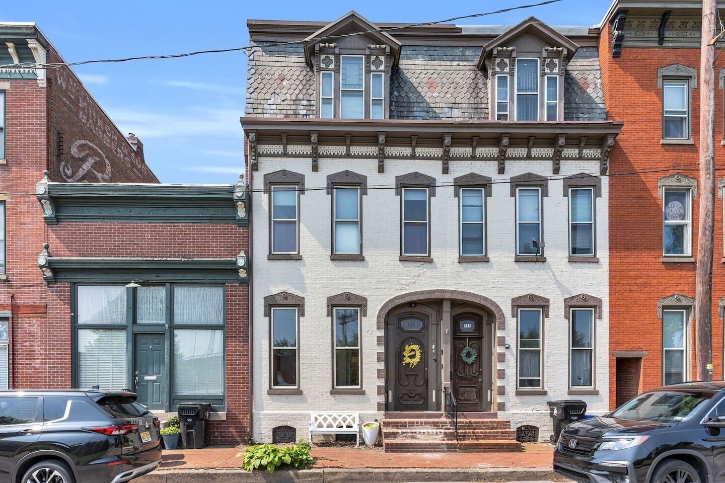 Entire Duplex HBG-Hershey 4BR Updated  Classic