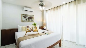 Room - Serene Stylish Stay Roof Pool and Lounge (Puerto Vallarta)