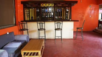 Bar (in der Unterkunft)
