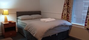2 camere, ferro/asse da stiro, Wi-Fi, lenzuola