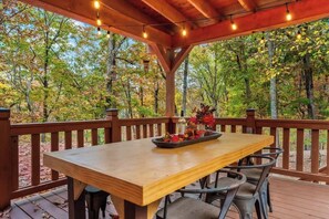 Outdoor dining - Hidden Waters | Blue Ridge Cabin | Arcade | HotTub (Morganton)