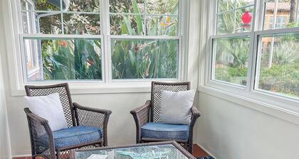 Charming 3-bedroom cottage with AC and WiFi close to Sequoia Entrance
