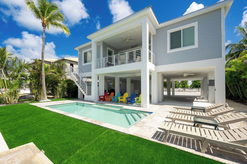 NEW CONSTRUCTION-4-Bedroom- 3.5 Bathroom - Cudjoe Key- Canal Front W/ Pool