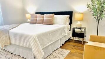 3 sovrum, strykjärn/strykbräda, internet och sängkläder