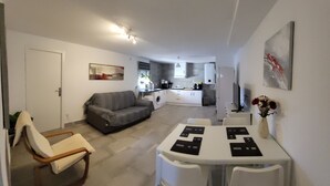 Apartment | Living area - El Olivo Retreat in Chiclana (Chiclana de la Frontera)