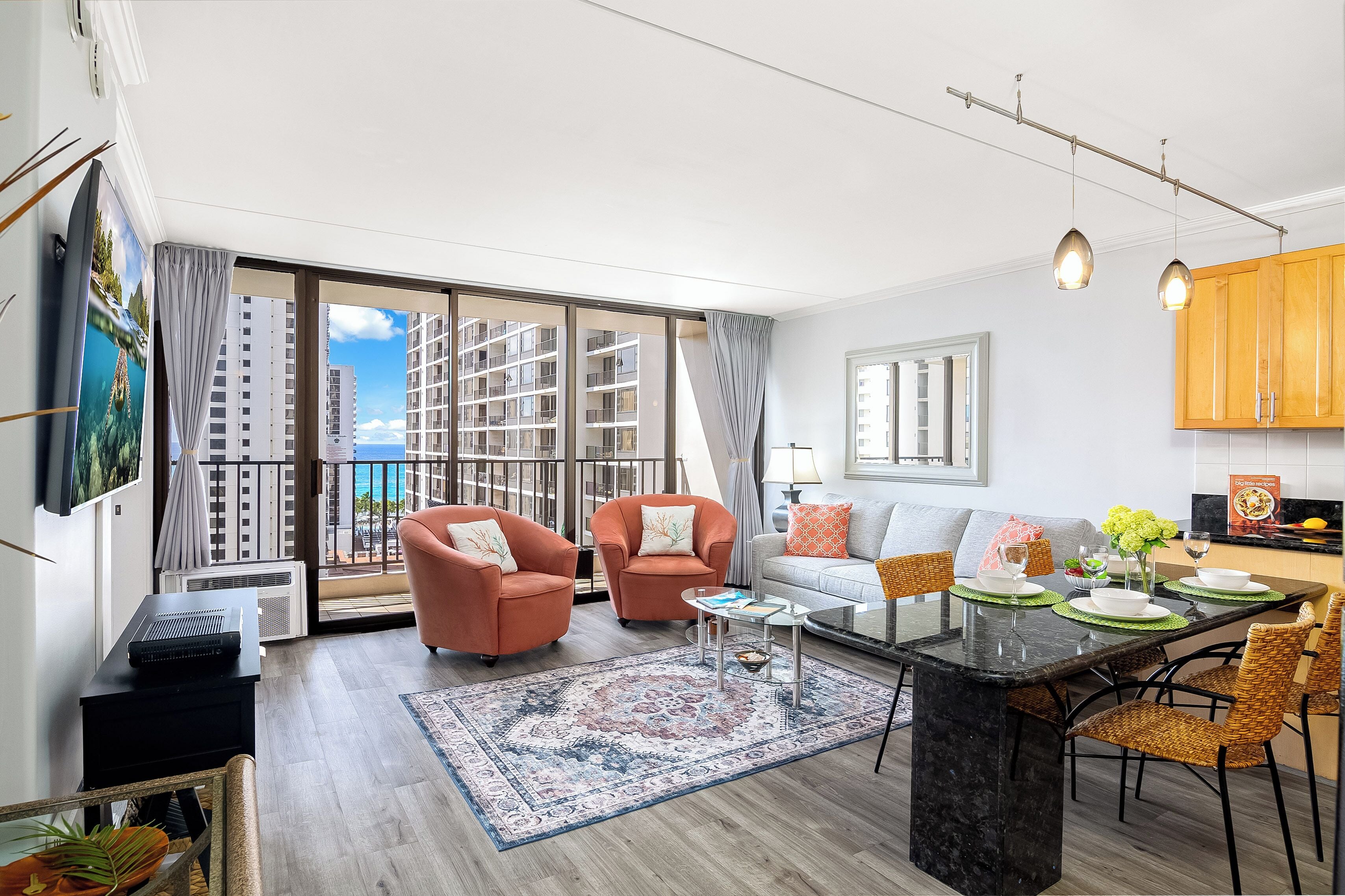 コンドミニアム 1 ベッドルーム バルコニー オーシャンビュー (0184) | リビング エリア