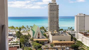 Condo, 1 Bedroom, Balcony, Partial Sea View (1 Bedroom, 0024) | Beach/ocean view