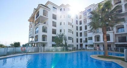 Cozy Seaside Apartment in Manilva