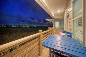 House (4 Bedrooms) | Interior - Between the Shores by Avantstay Pool, Boardwalk (Port Aransas)