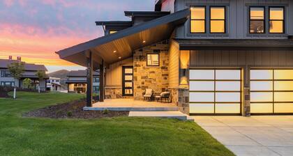 Jordanelle by Avantstay Next to the Reservoir!