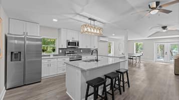 Rumah (Multiple Bedrooms) | Interior