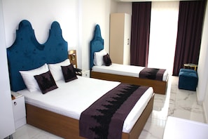 Standard Triple Room | Free WiFi - Eclipse Hotel (Istanbul)