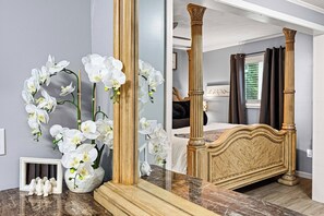 2 habitaciones, tabla de planchar con plancha, cuna de viaje y wifi