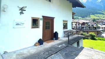 Chalet | Property grounds