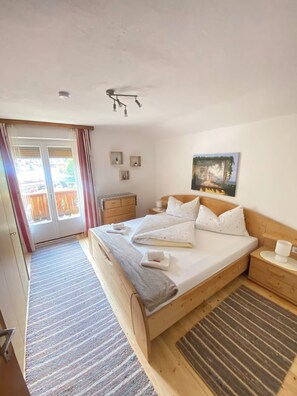 Chalet | 4 habitaciones, internet por cable gratis y ropa de cama 