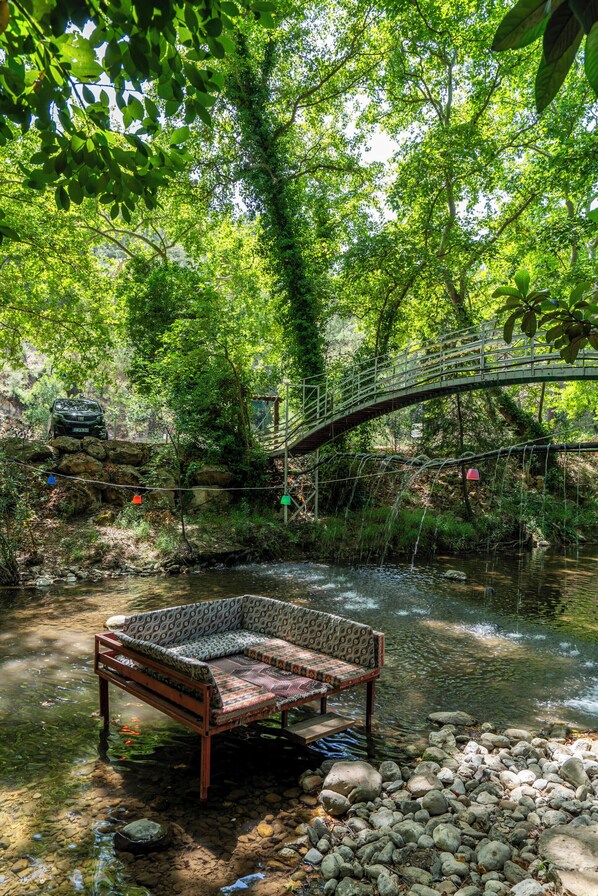 Garden view - Yoruk Park Pansiyon (Kemer)